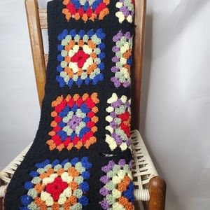 Vintage Granny Sqaure Blanket Black Red Pu…